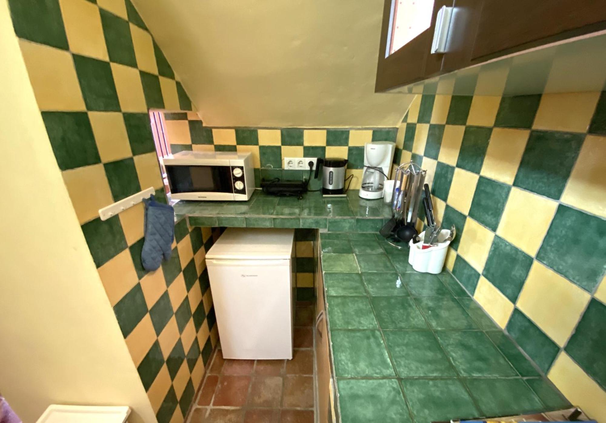 Castle Tower Apartment In Rural Holiday Park 'Bernard' Tolox Exterior foto